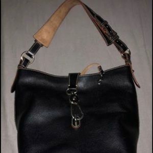 Dooney & Bourke purse
